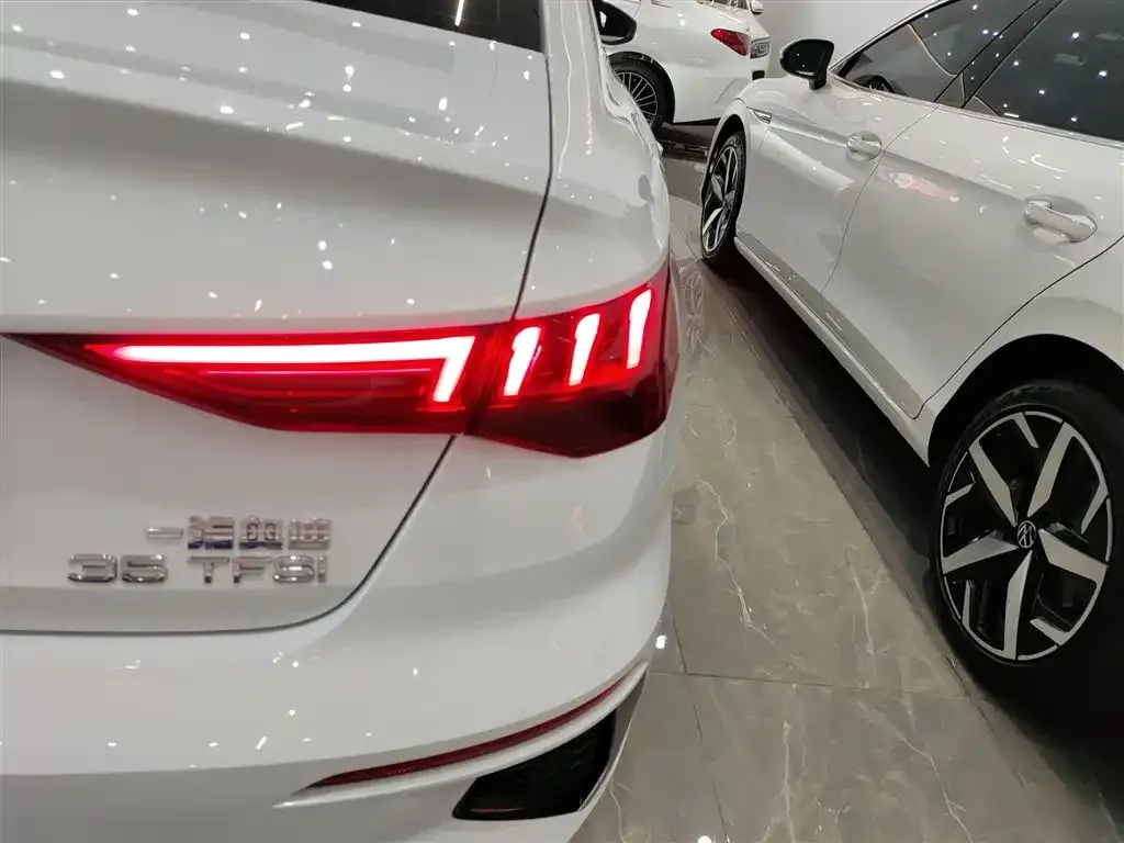 Audi A3 2024 из CN, фото 8