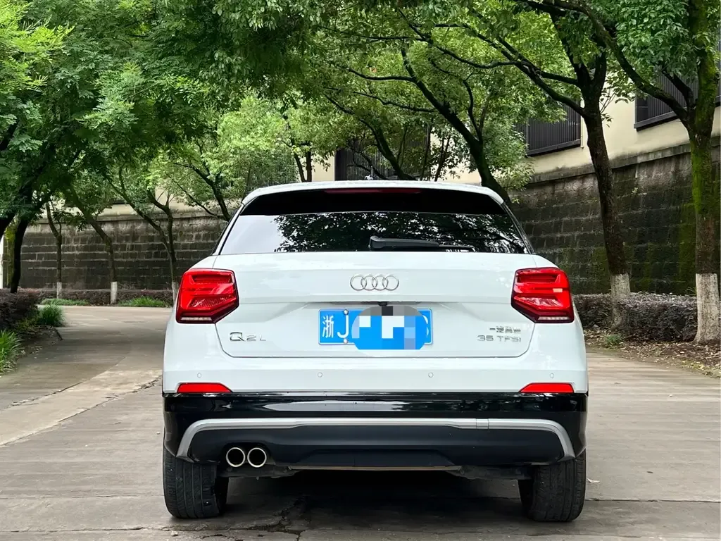Audi Q2L 2021 из CN, фото 2