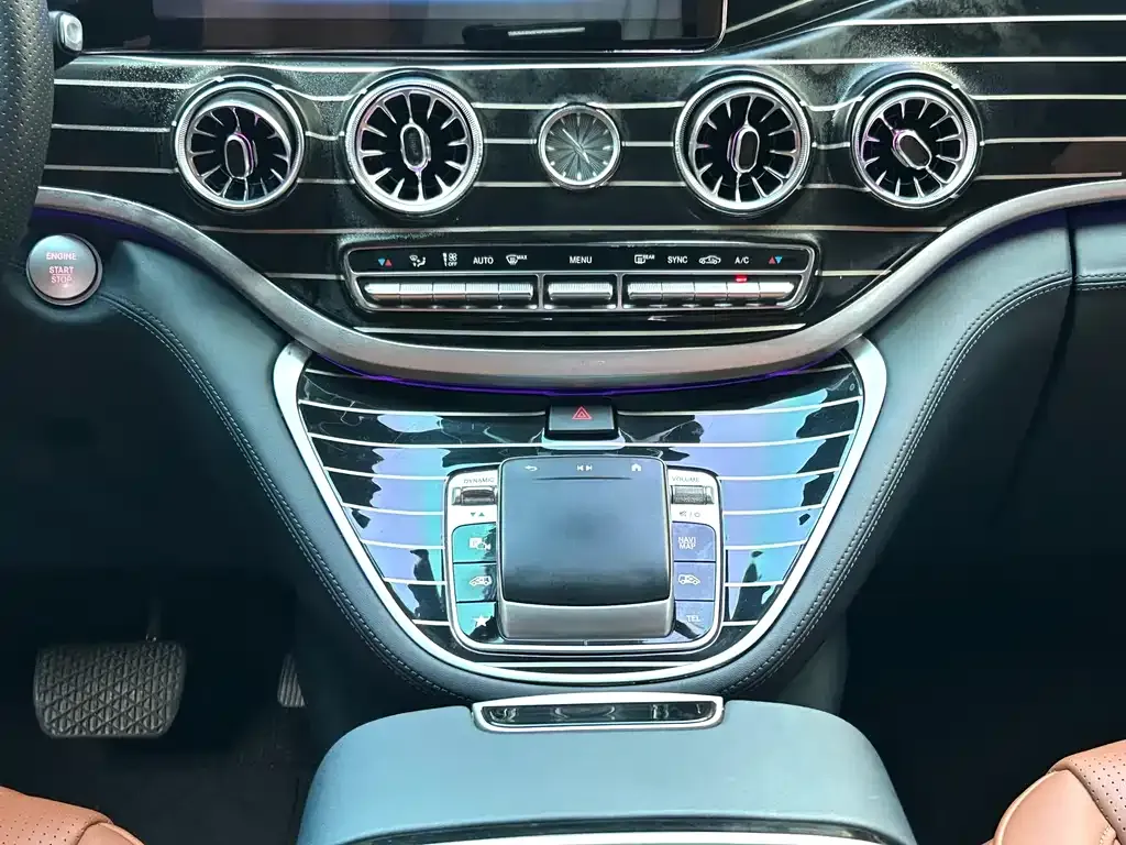Mercedes-Benz Vito 2023 из CN, фото 8