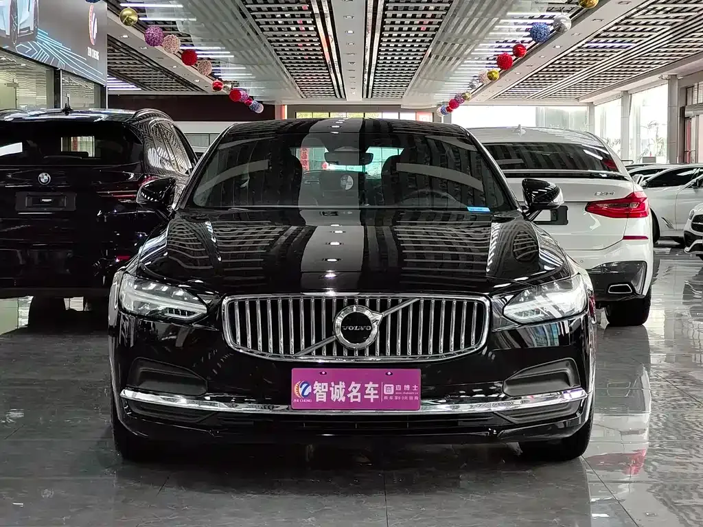 Volvo S90 2023 из CN, фото 2