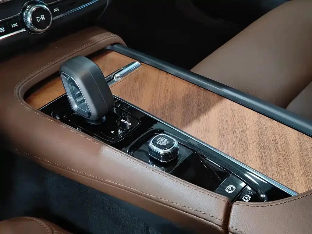 Volvo S90 2023 из CN, фото 6