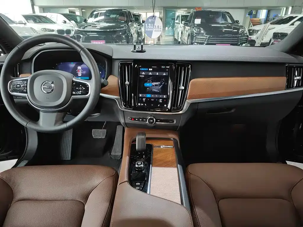 Volvo S90 2023 из CN, фото 8