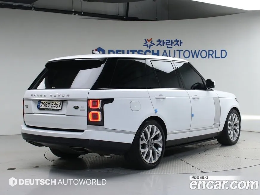 Land Rover Range Rover 2022 из KR, фото 2