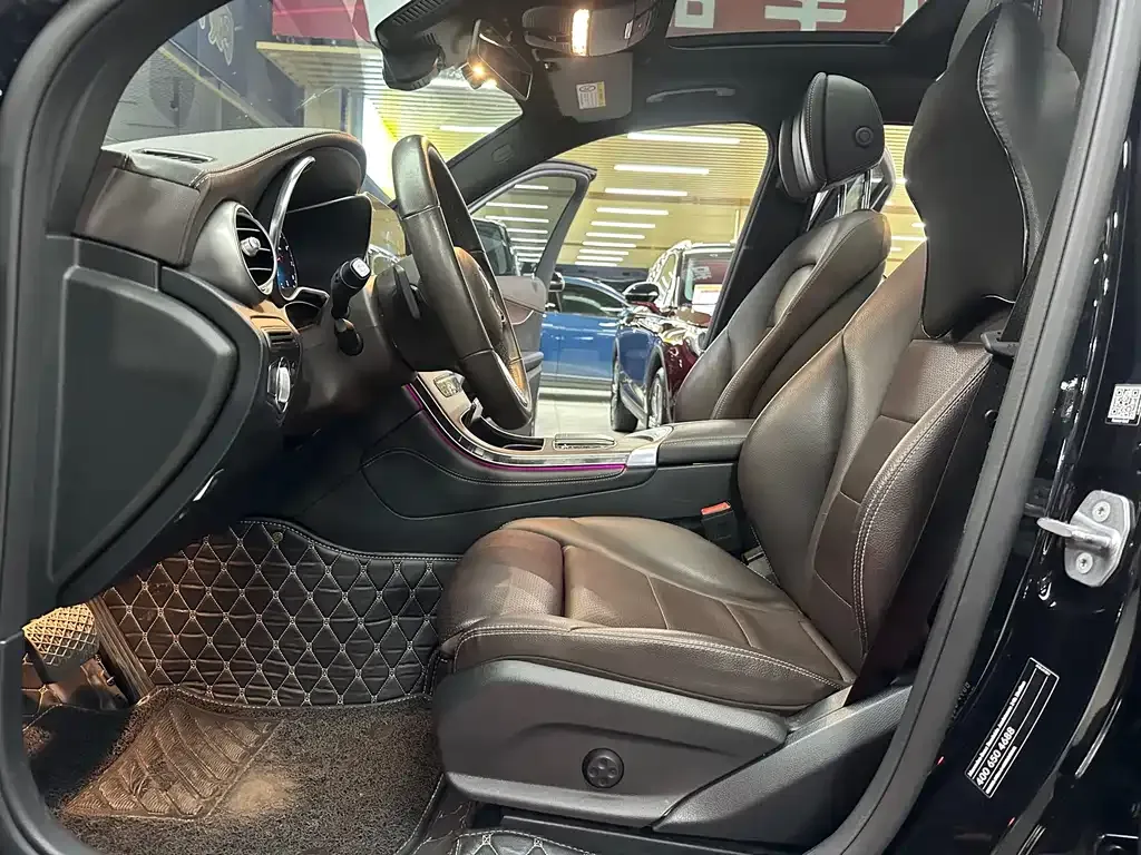 Mercedes-Benz GLC 2021 из CN, фото 10