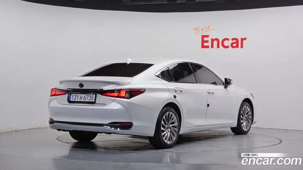 Lexus ES 2025 из KR, фото 2