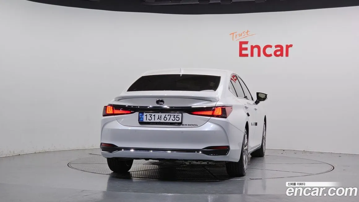 Lexus ES 2025 из KR, фото 4