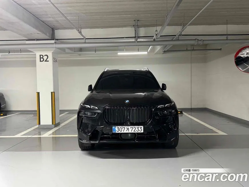 BMW X7 — фото 1