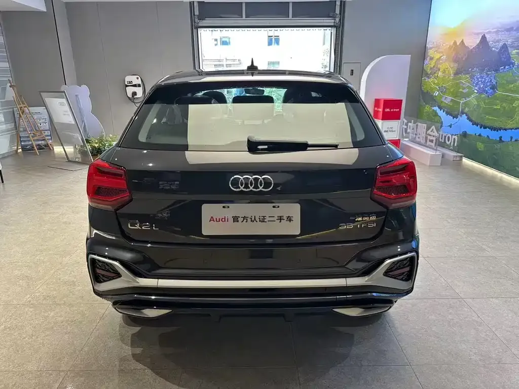 Audi Q2L 2025 из CN, фото 10