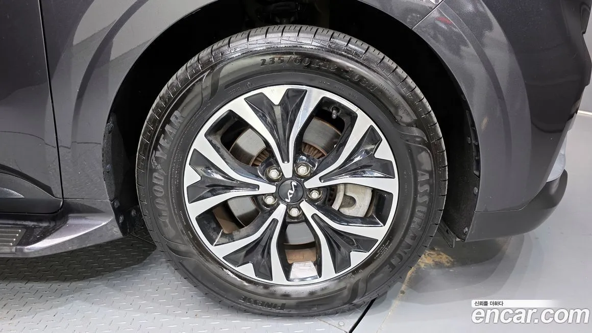 Kia Carnival 2023 из KR, фото 5