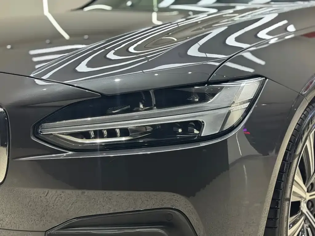 Volvo S90 — фото 7