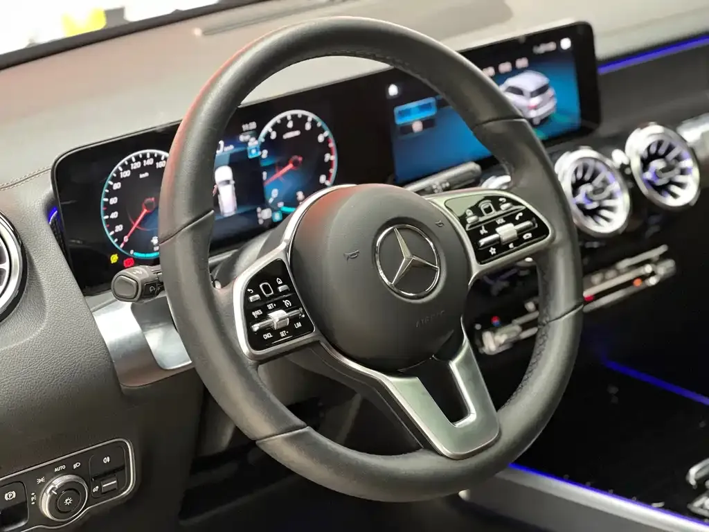 Mercedes-Benz GLB 2023 из CN, фото 7