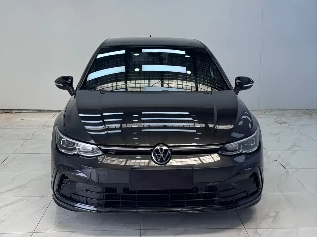 Volkswagen Golf 2021 из CN, фото 2