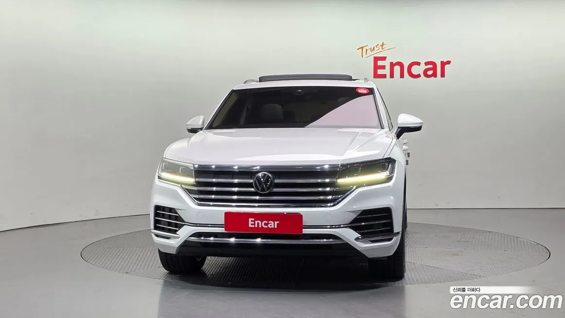 Volkswagen Touareg 2021 из KR, фото 3