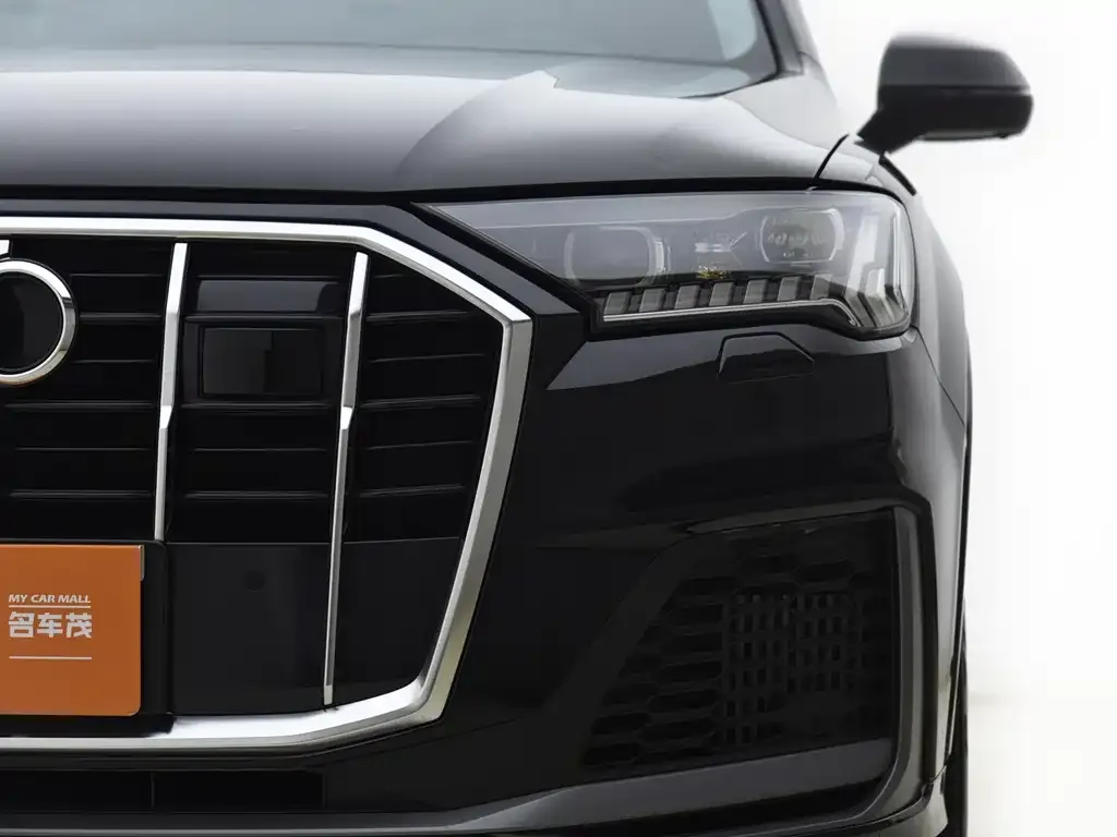 Audi Q7 2021 из CN, фото 2