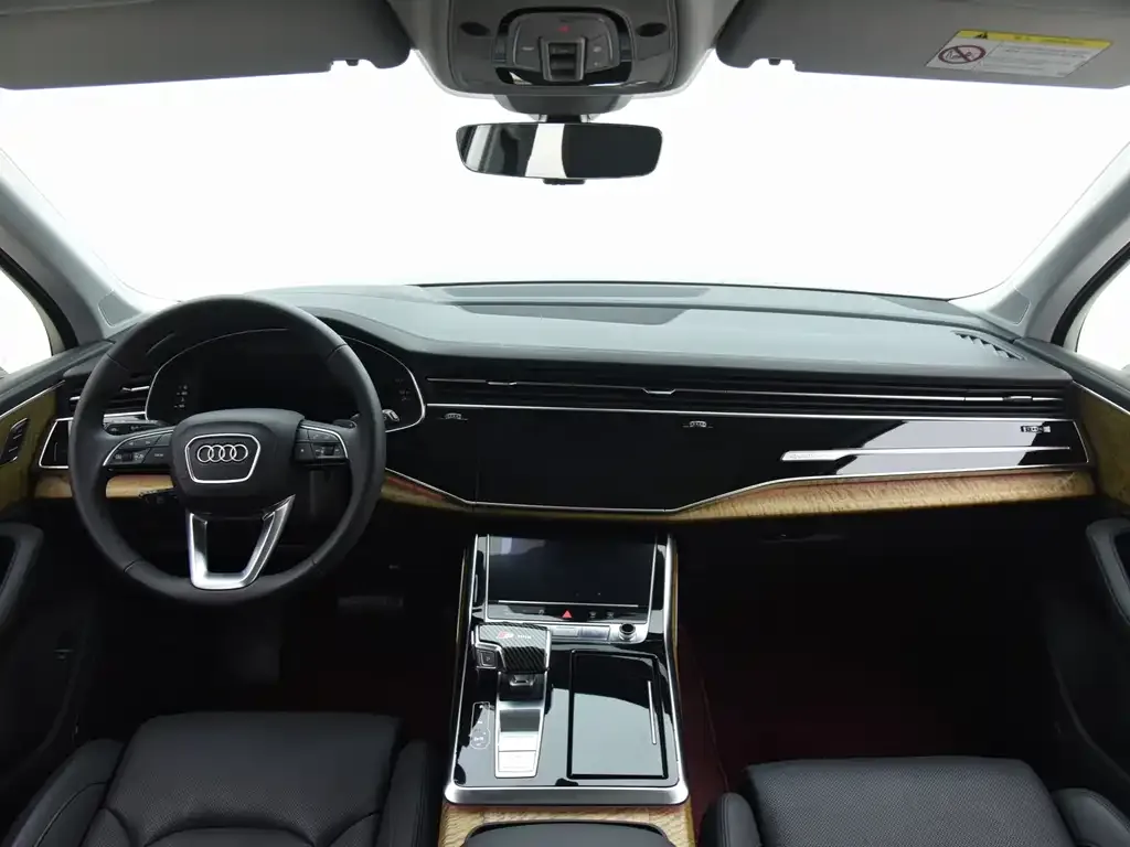 Audi Q7 2021 из CN, фото 7