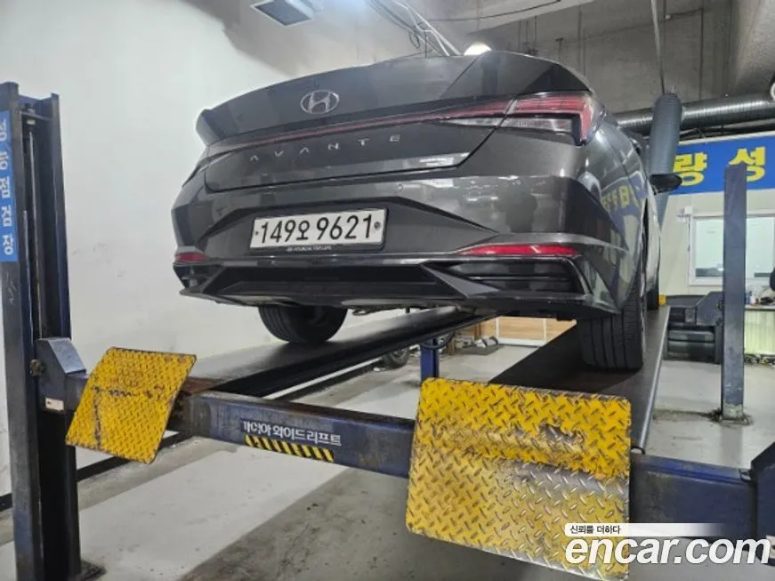Hyundai AVANTE 2021 из KR, фото 2