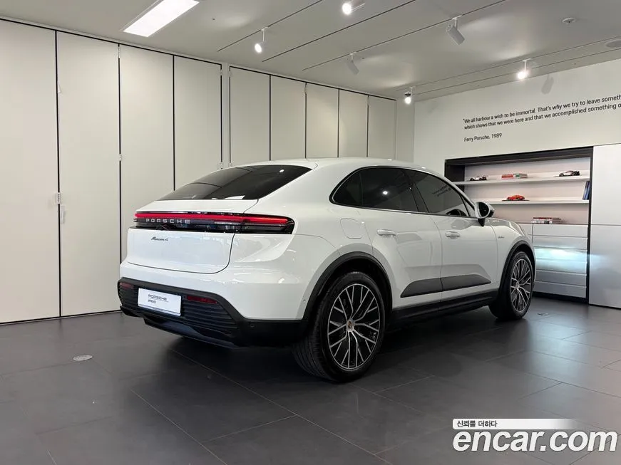 Porsche Macan 2025 из KR, фото 2