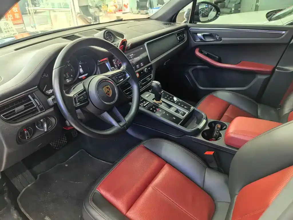 Porsche Macan 2023 из CN, фото 3