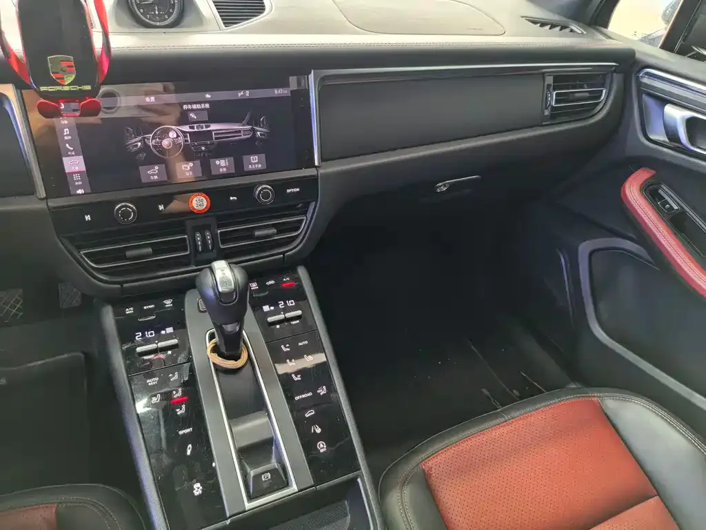 Porsche Macan 2023 из CN, фото 4