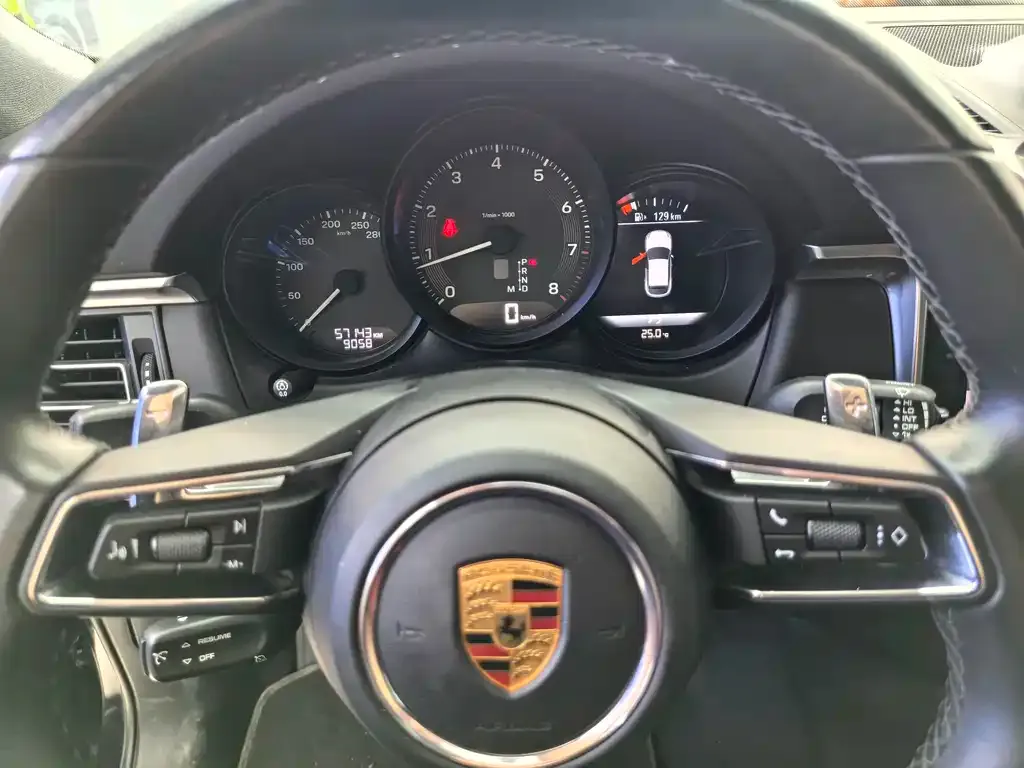 Porsche Macan 2023 из CN, фото 5