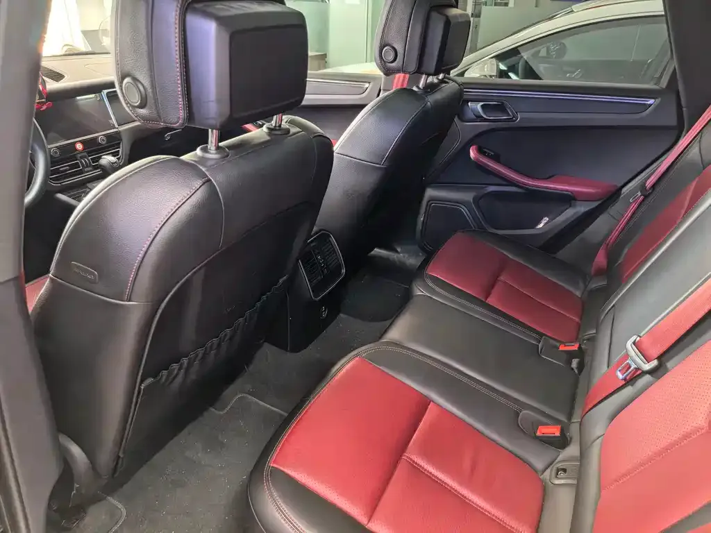 Porsche Macan 2023 из CN, фото 8