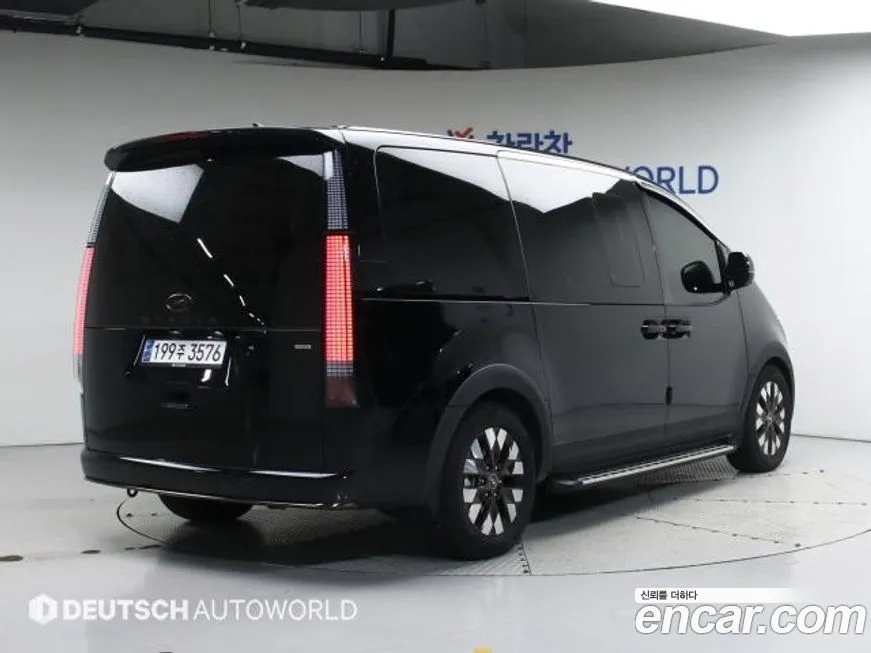 Hyundai Staria 2024 из KR, фото 2