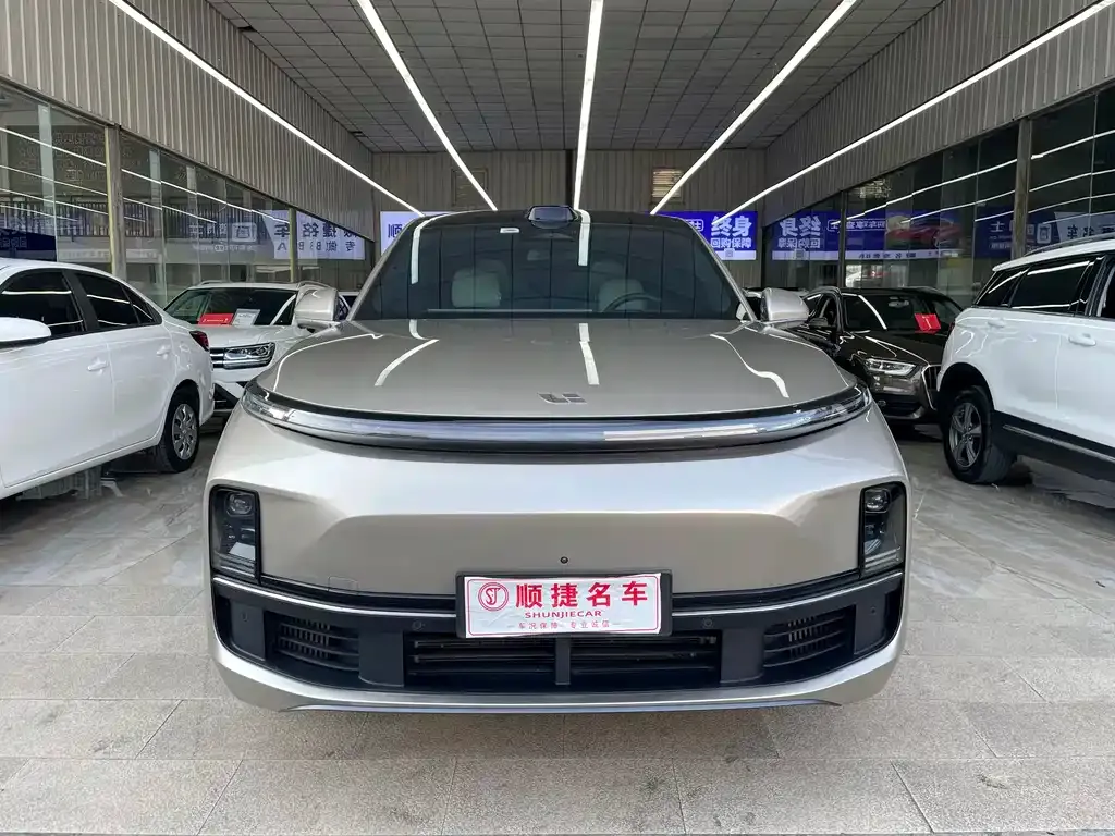 Li Auto L9 2023 из CN, фото 2