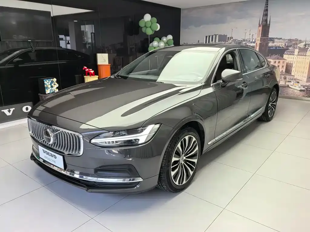 Volvo S90 2025 из CN, фото 1