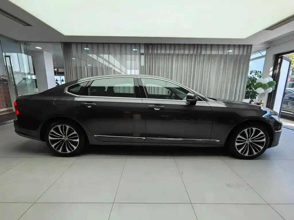 Volvo S90 2025 из CN, фото 4