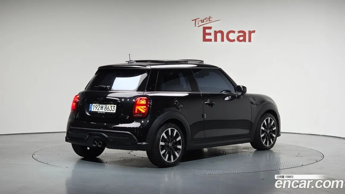 Mini Cooper 2023 из KR, фото 2