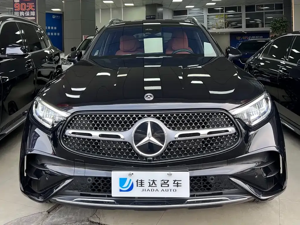 Mercedes-Benz GLC 2024 из CN, фото 2