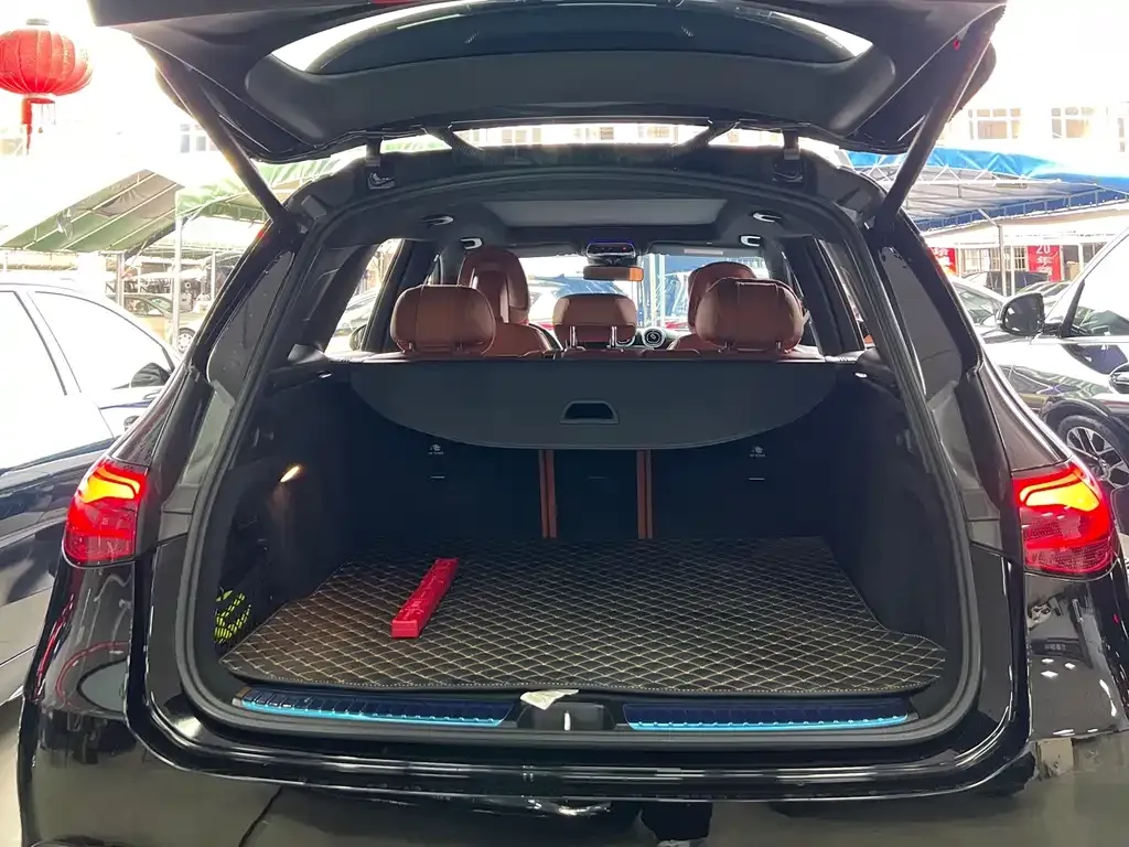 Mercedes-Benz GLC 2024 из CN, фото 6