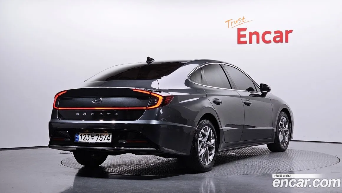 Hyundai Sonata 2022 из KR, фото 2