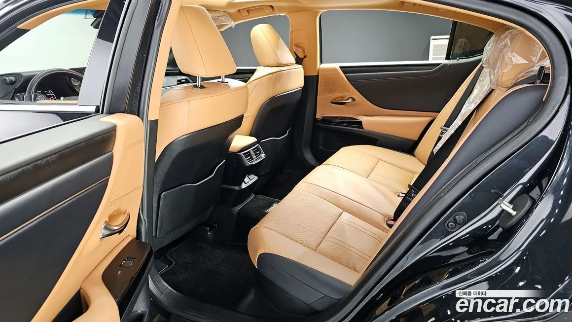 Lexus ES 2025 из KR, фото 10