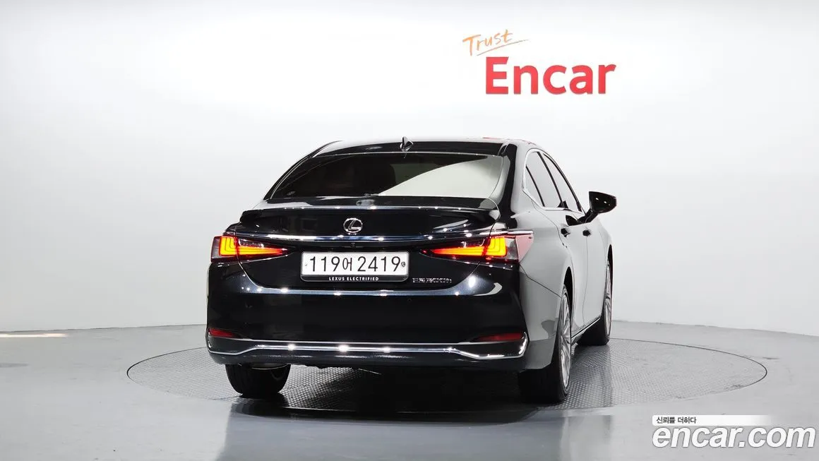 Lexus ES 2025 из KR, фото 4