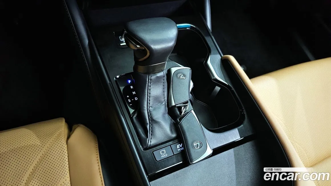 Lexus ES 2025 из KR, фото 9