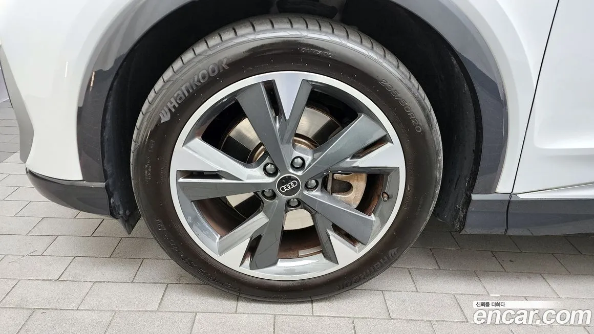 Audi Q4 e-tron 2023 из KR, фото 5