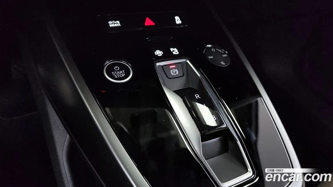 Audi Q4 e-tron 2023 из KR, фото 9