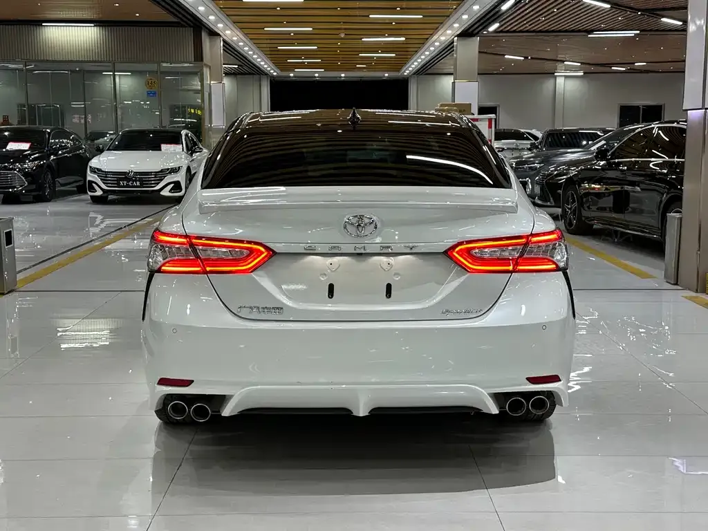 Toyota Camry 2022 из CN, фото 6