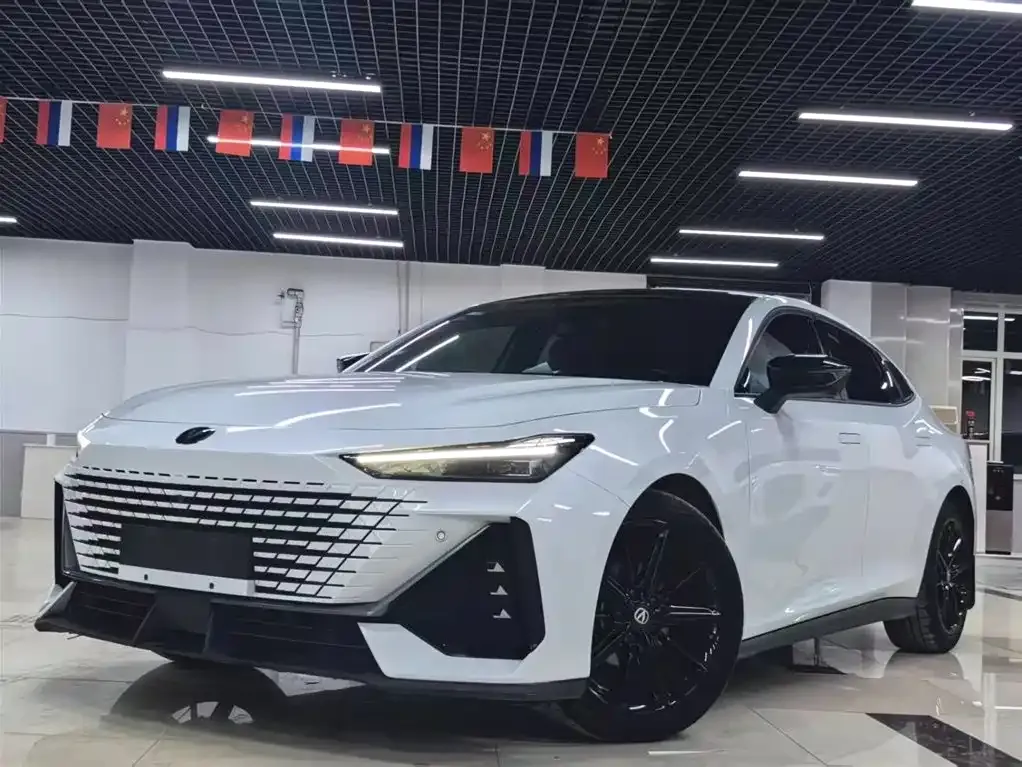 Changan UNI-V 2022 из CN, фото 1