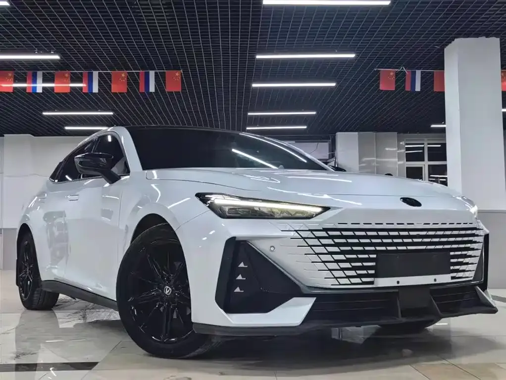 Changan UNI-V 2022 из CN, фото 3