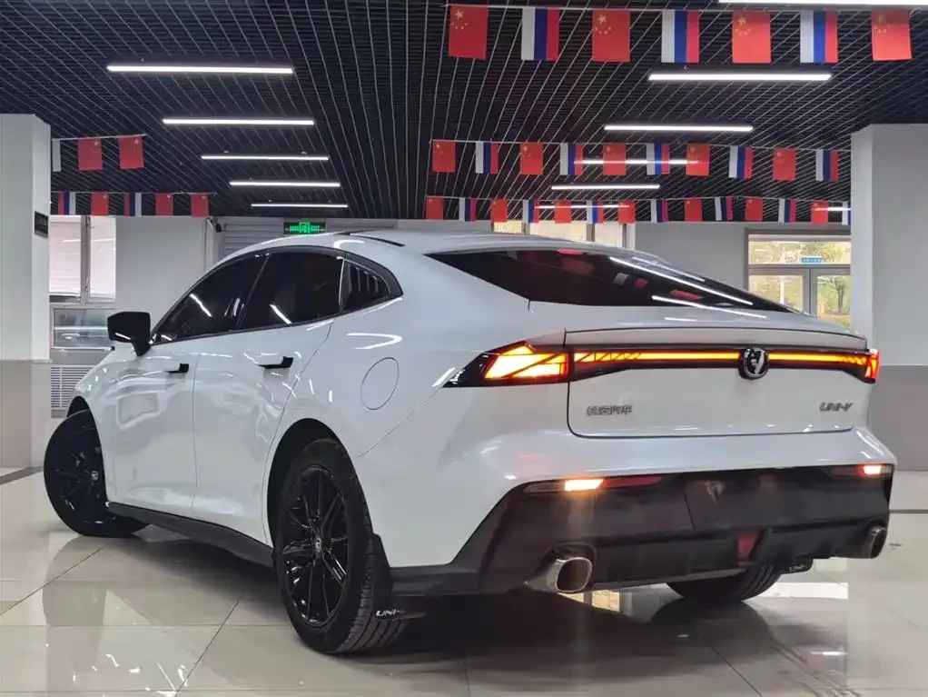 Changan UNI-V 2022 из CN, фото 6