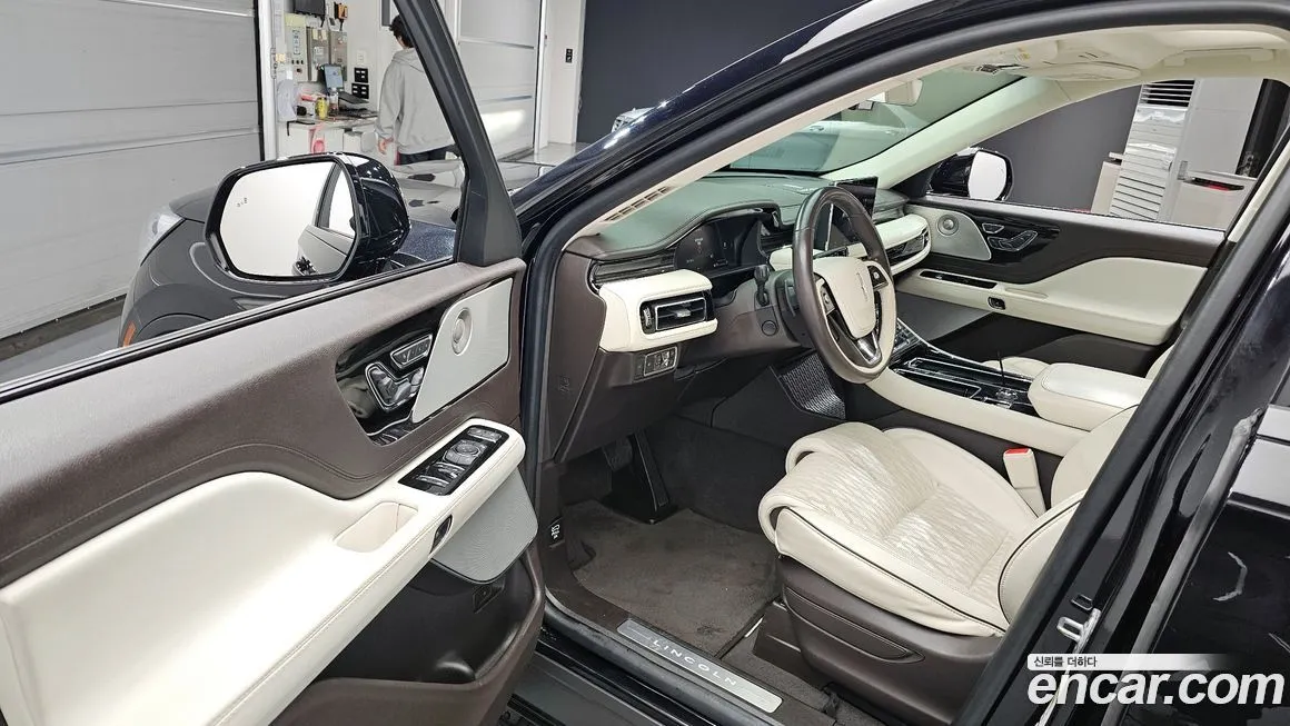 Lincoln Aviator 2023 из KR, фото 10