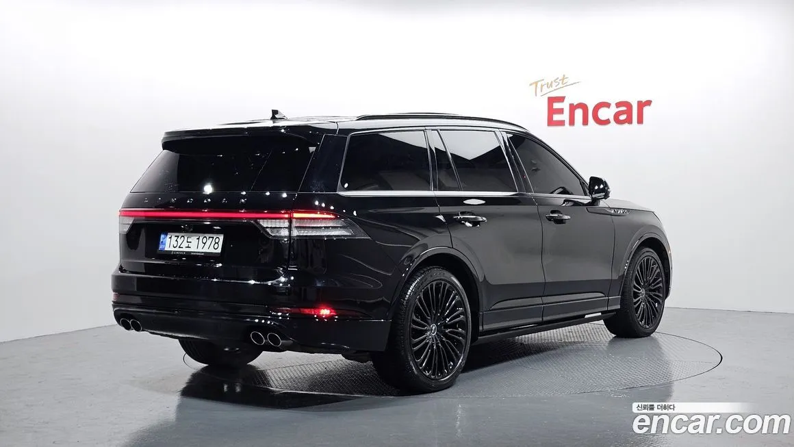 Lincoln Aviator 2023 из KR, фото 2