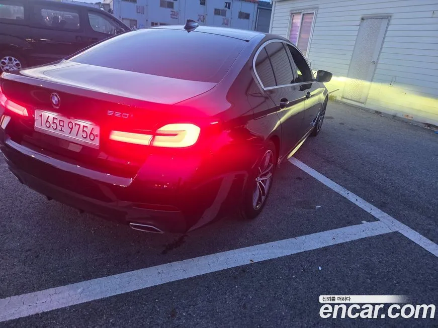 BMW 5-Series 2021 из KR, фото 2
