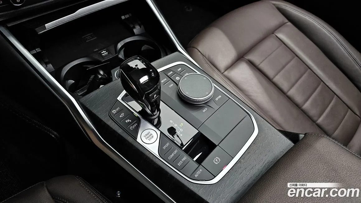 BMW 3-Series 2021 из KR, фото 9