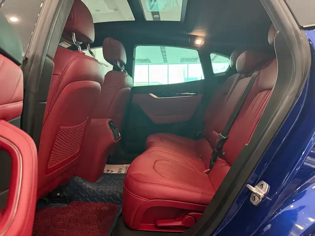 Maserati Levante 2021 из CN, фото 8