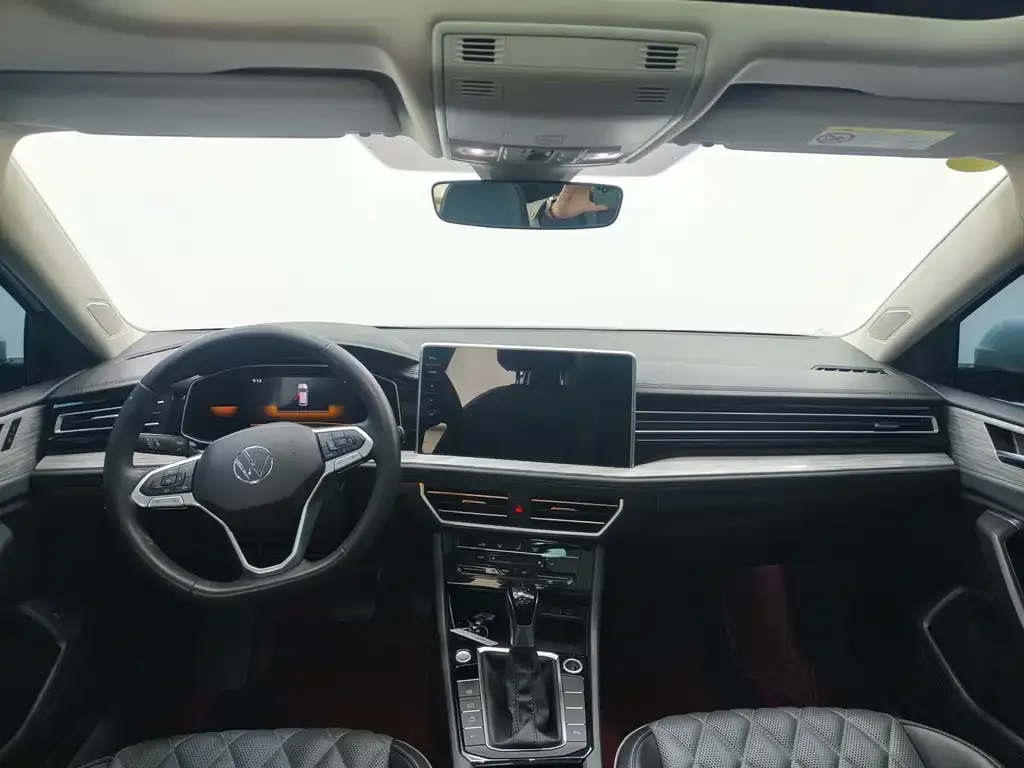 Volkswagen Sagitar 2024 из CN, фото 9