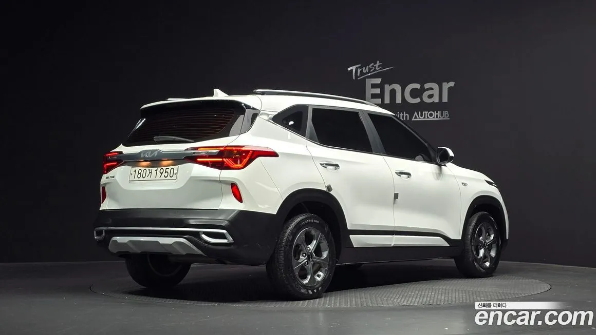 Kia Seltos 2023 из KR, фото 2