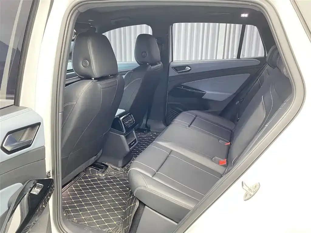 Volkswagen ID.4 X 2024 из CN, фото 8
